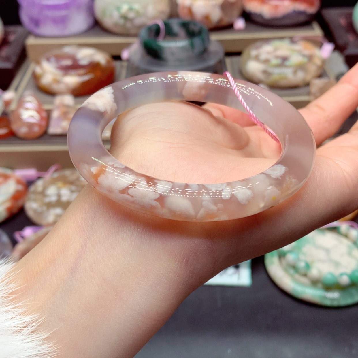 【闪购商品】玛瑙/玉髓手镯未镶嵌钟*高9