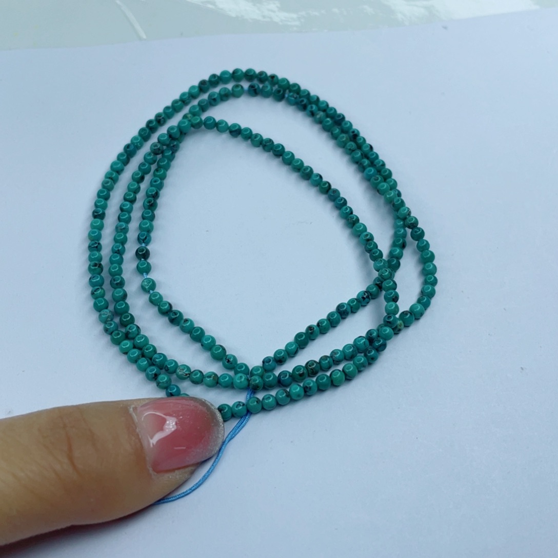 绿松石颈饰未镶嵌