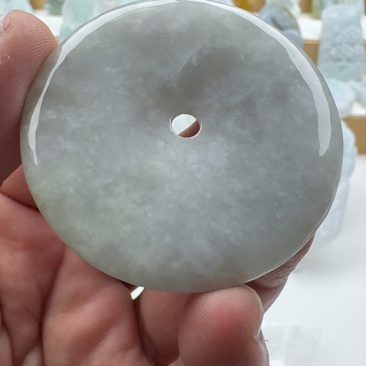 翡翠未镶嵌颈饰天然缅甸A货翡翠