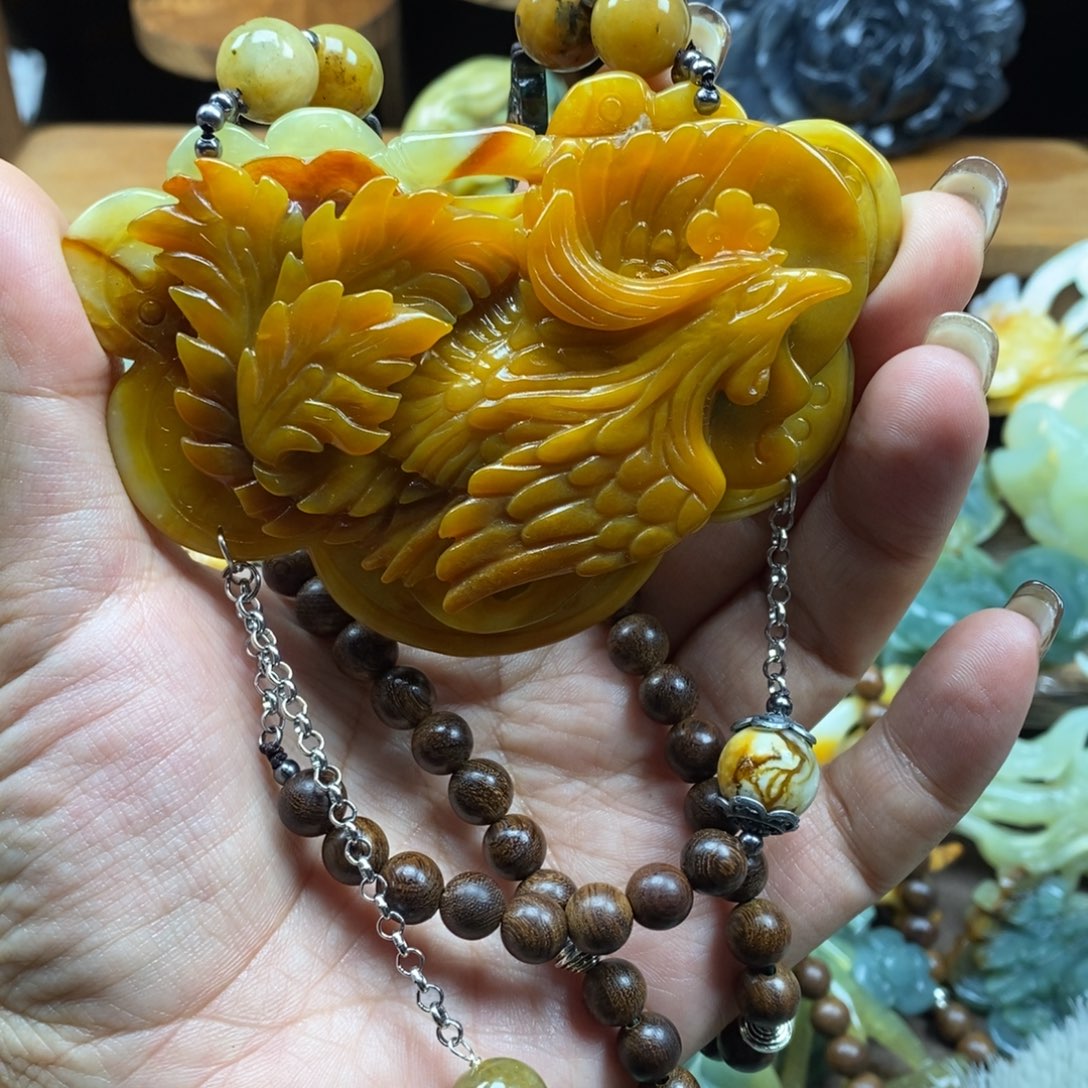 紫***壳岫玉未镶嵌吊坠(赠链)