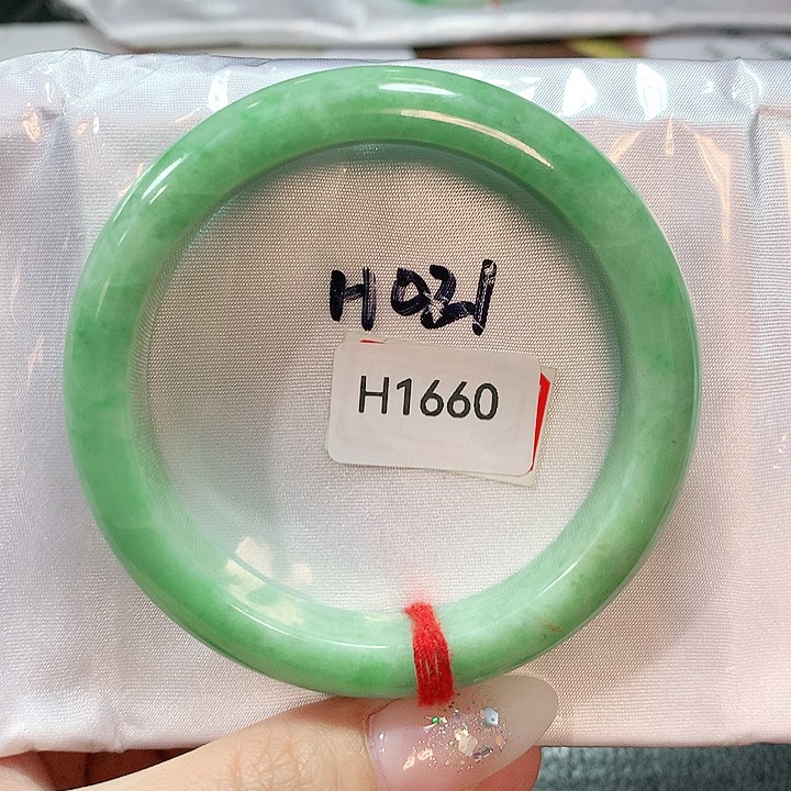 翡翠手镯未镶嵌天然翡翠手镯56