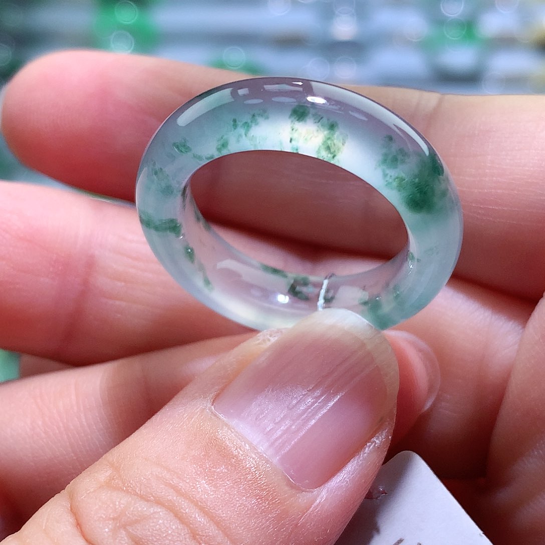 翡翠戒指未镶嵌17-18号