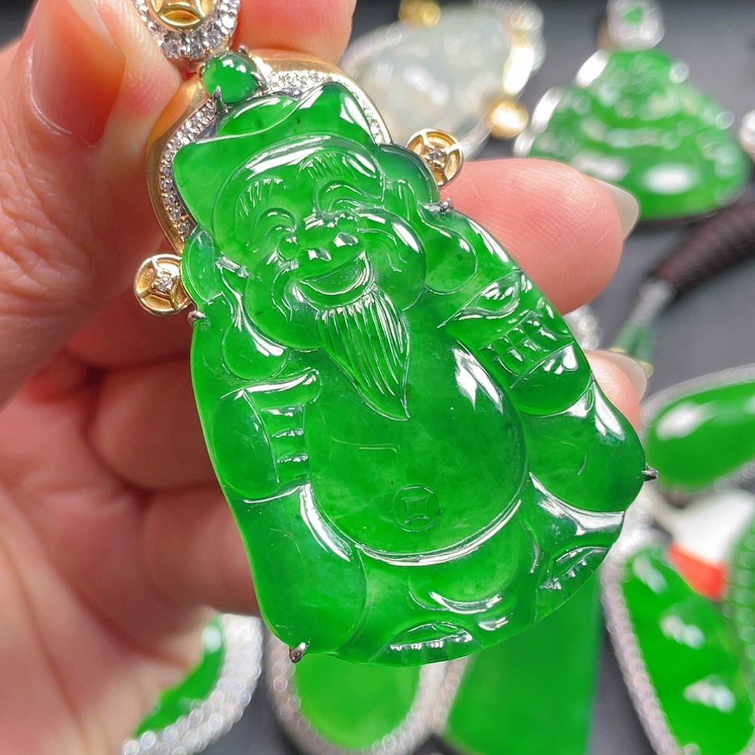 吊坠(不含链)未镶嵌翡翠