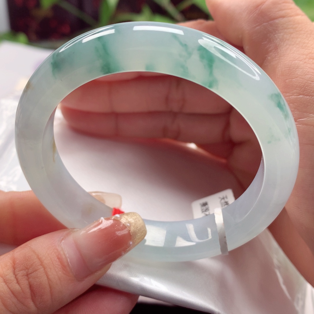 翡翠手镯未镶嵌55.7起胶飘蓝花 零毛孔 小柒