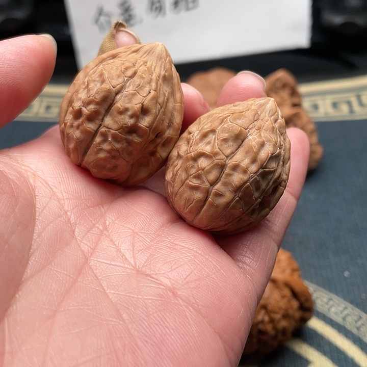 大叶紫檀（黑酸枝木类）