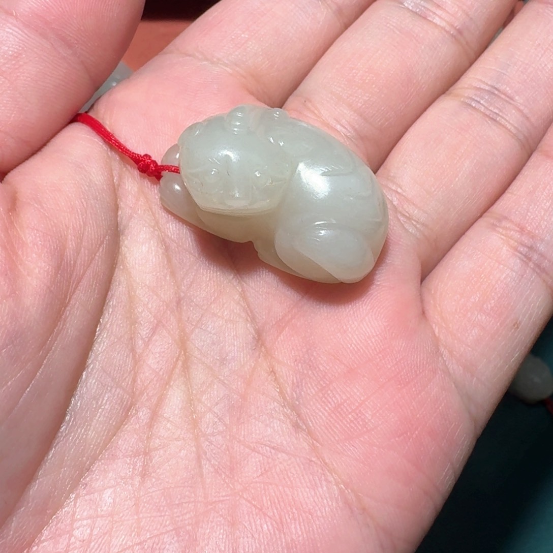 和田玉未镶嵌颈饰C**子