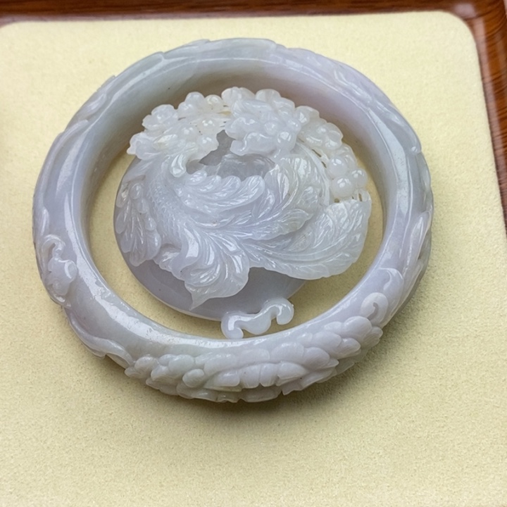 翡翠未镶嵌手镯58.7凤穿牡丹216