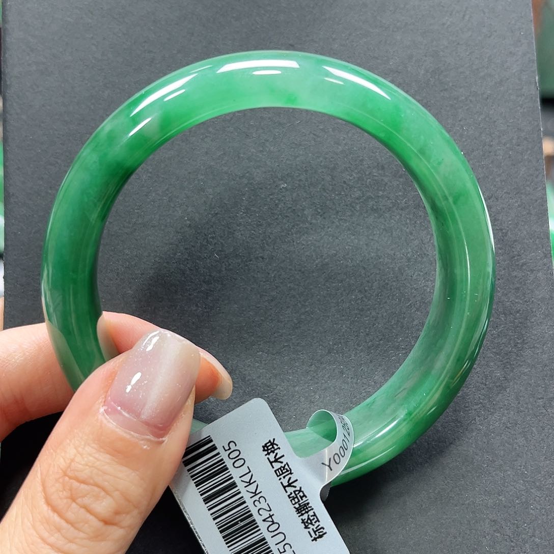 石英质玉手镯未镶嵌迪迪+58