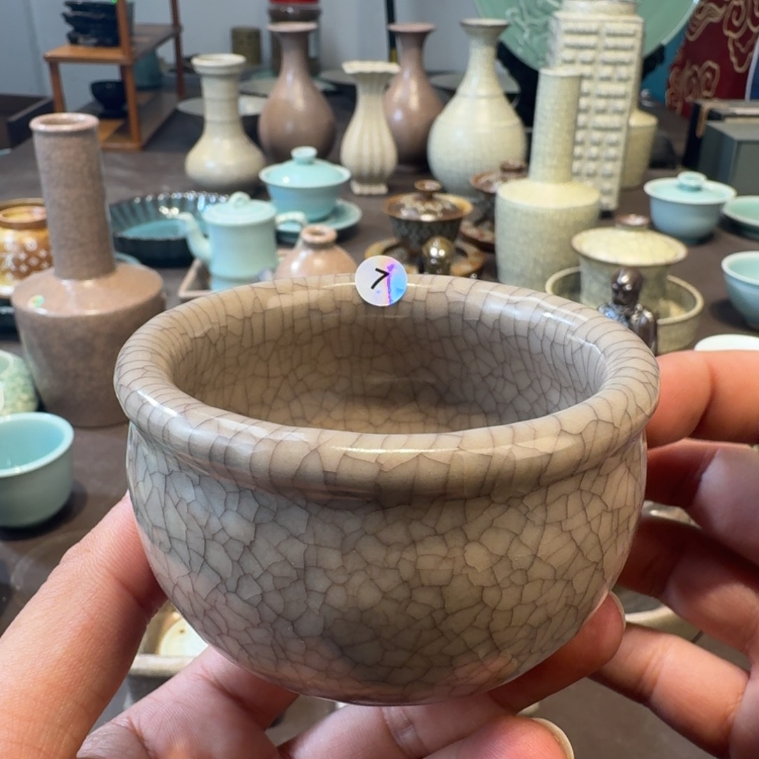 龙泉青瓷茶具微瑕