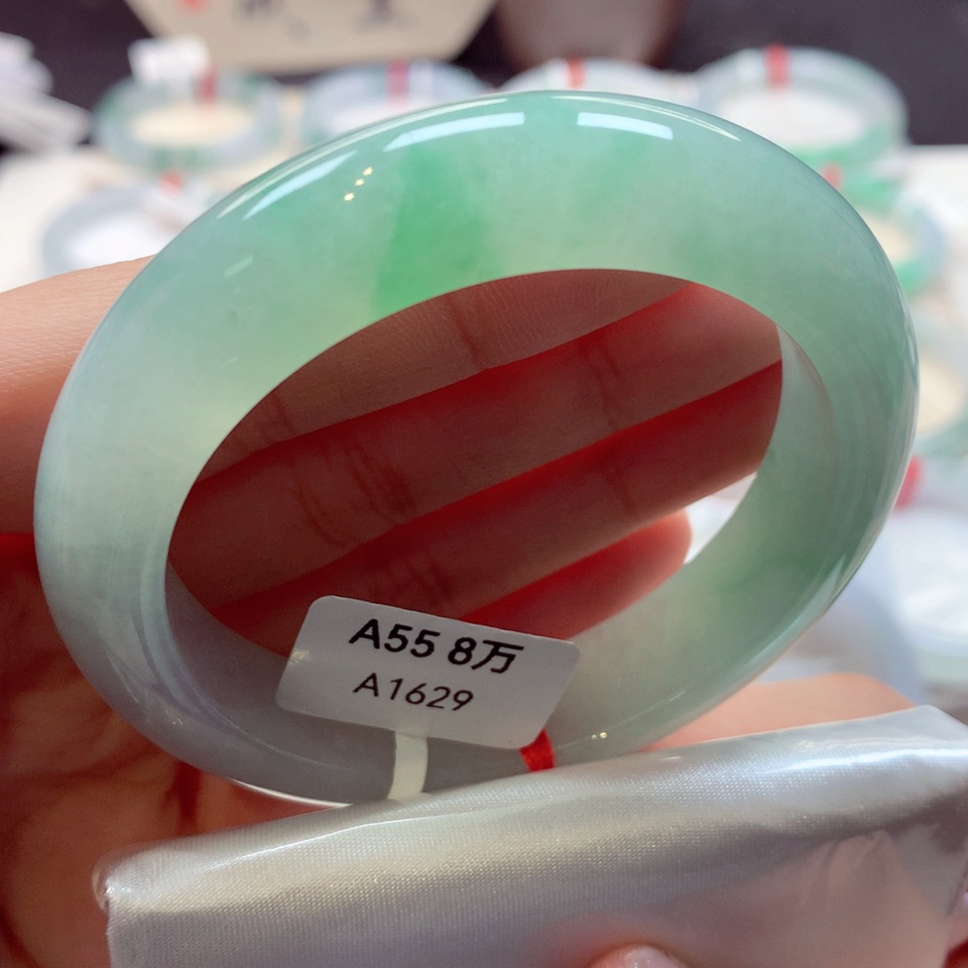 翡翠手镯未镶嵌59正圈77