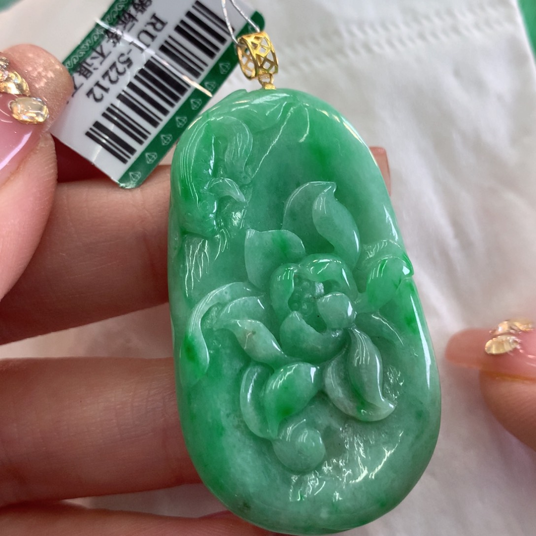 翡翠吊坠(不含链)18K金镶嵌