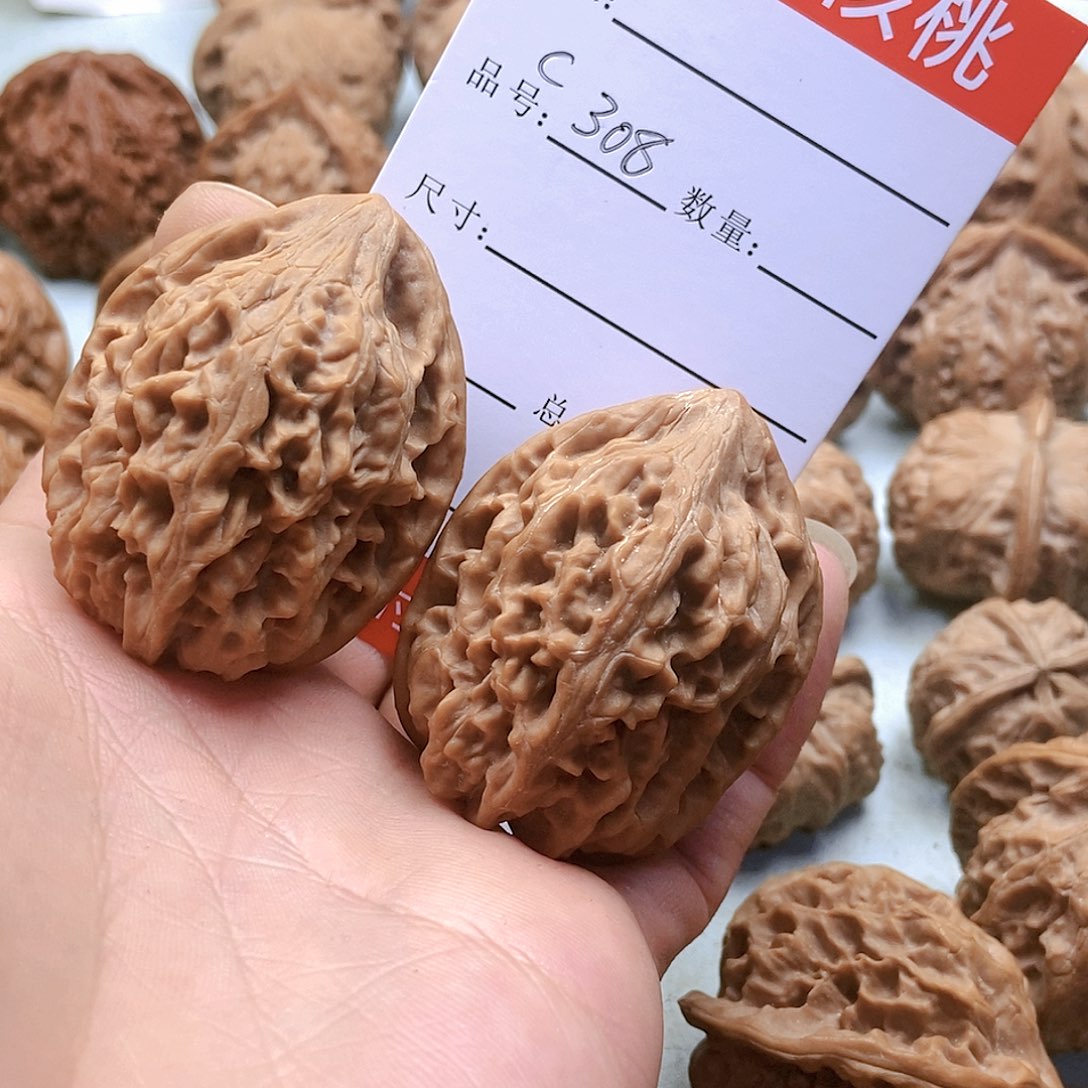 把件桃核308号鸡心39尺