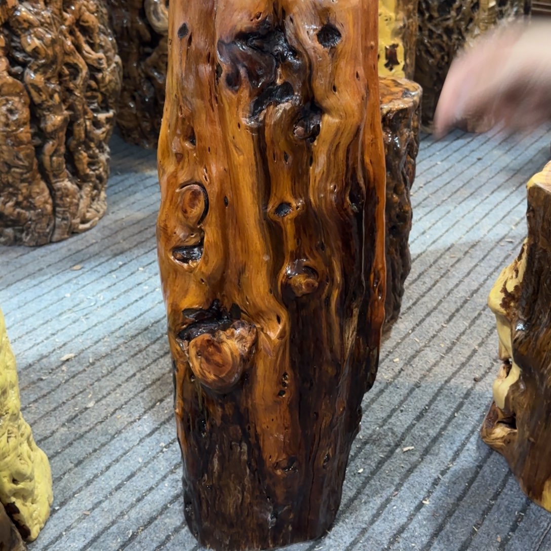 铁***风龙纹鸡心枣木手工艺品 