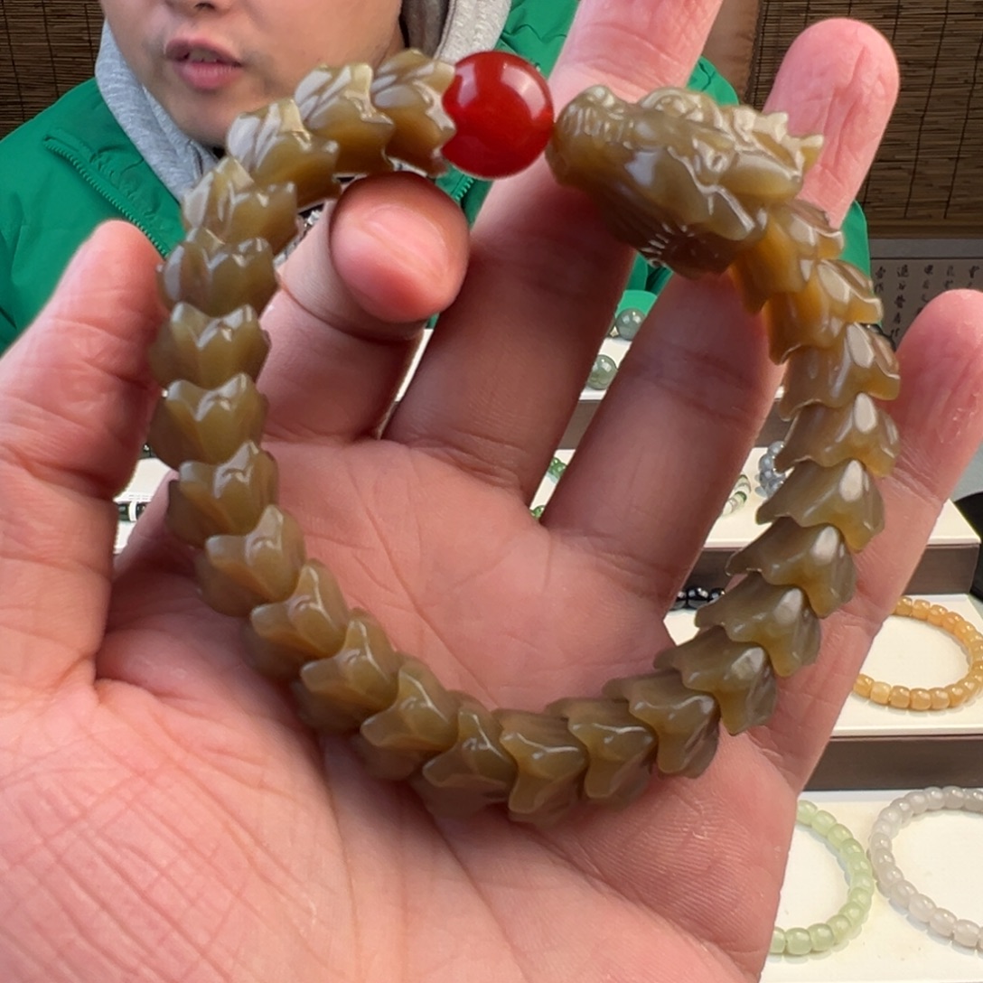 和田玉未镶嵌手链