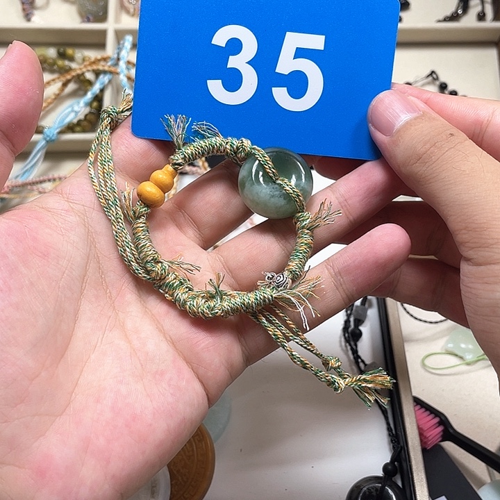 合金蛇纹石玉颈饰