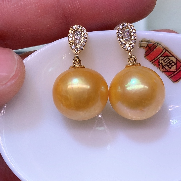 银S925镶嵌耳饰淡水珍珠