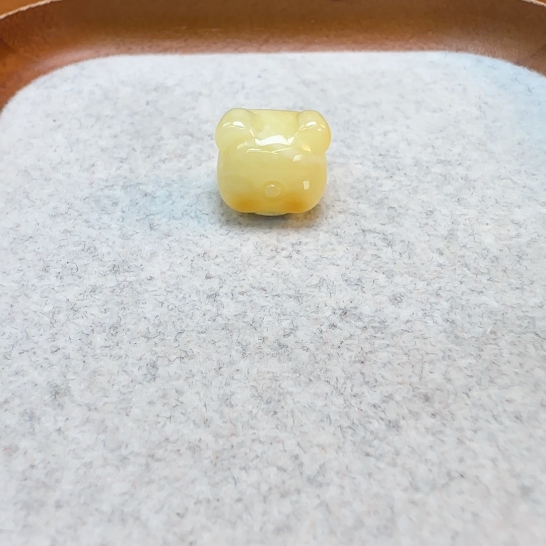裸石琥珀未镶嵌定制
