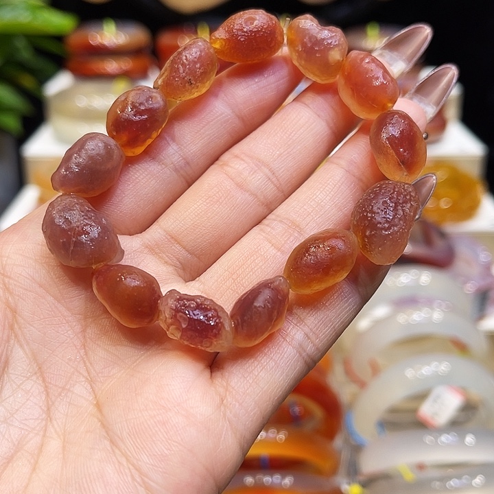 玛瑙/玉髓手镯未镶嵌