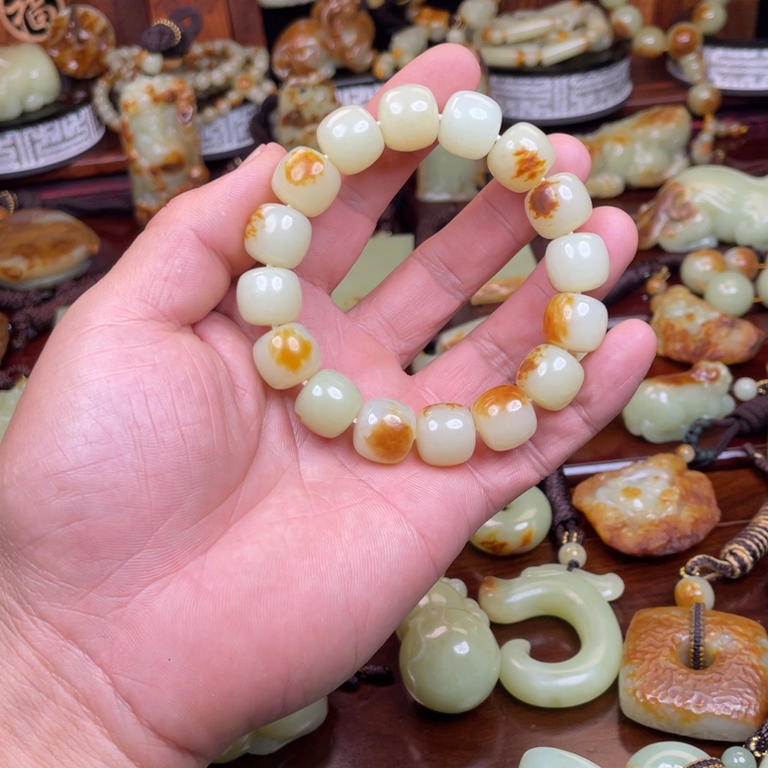 和田玉未镶嵌手链