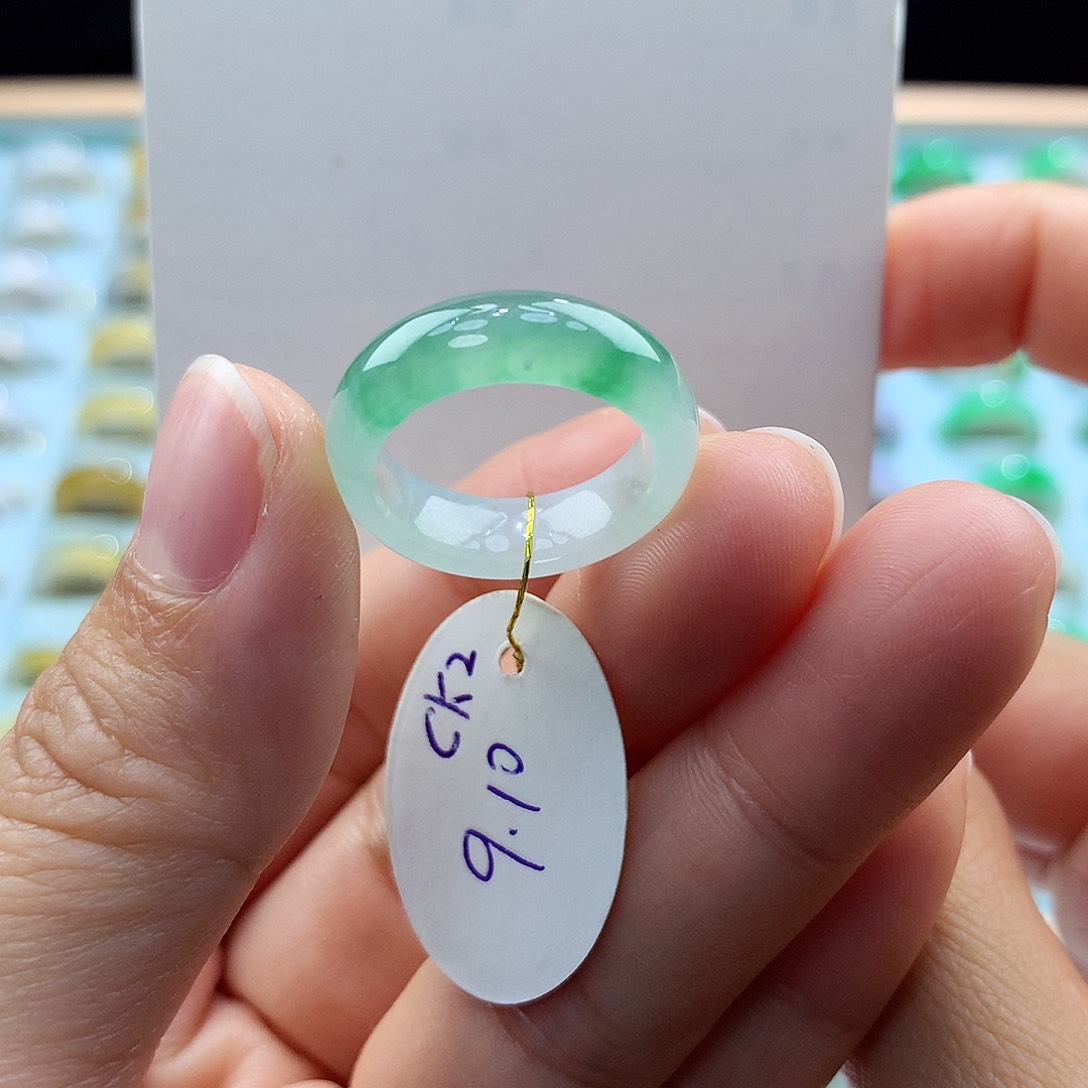 翡翠戒指未镶嵌910圈