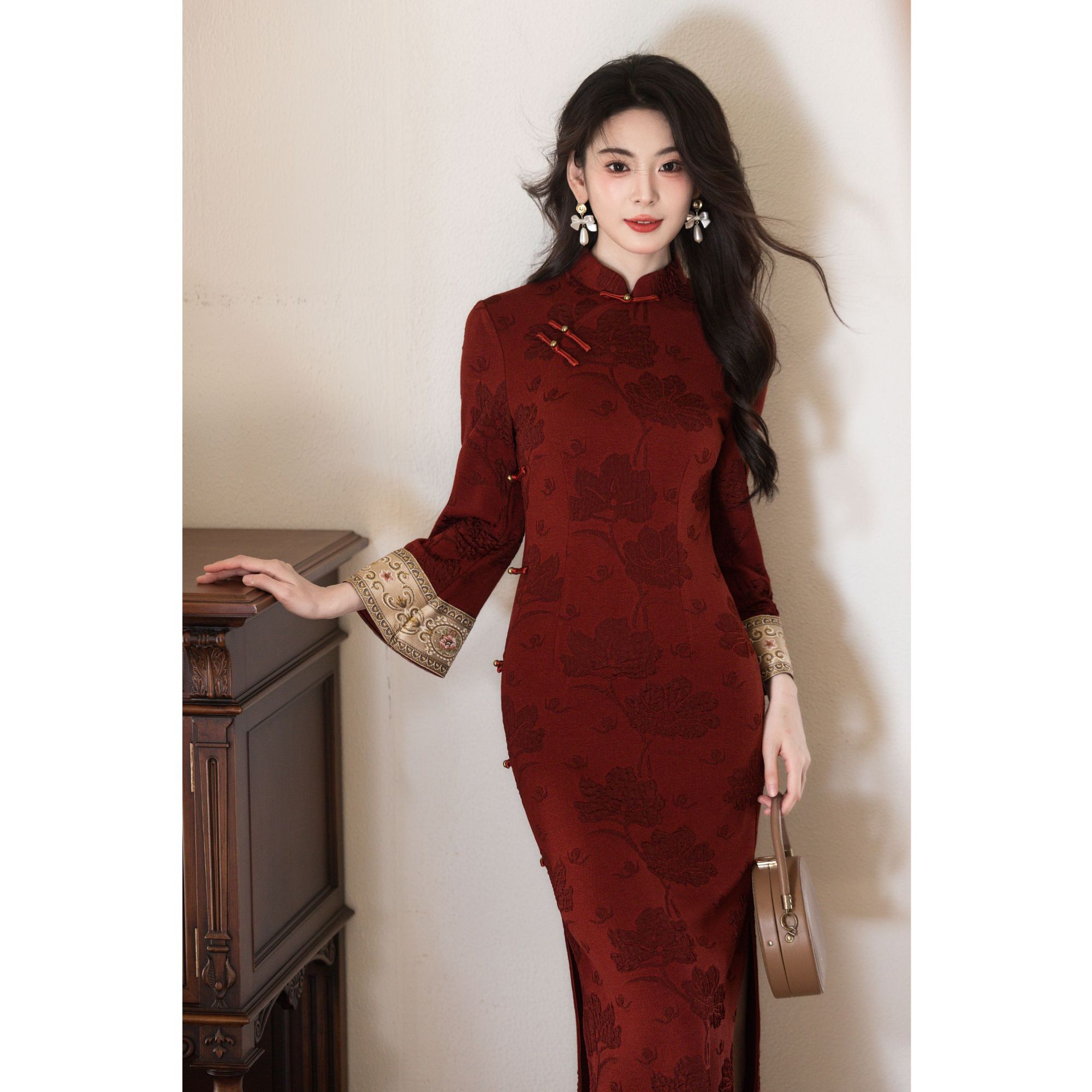 锦笙 |黎红125cm改良新中式长袖年轻拉链气质修身红色日常旗袍
