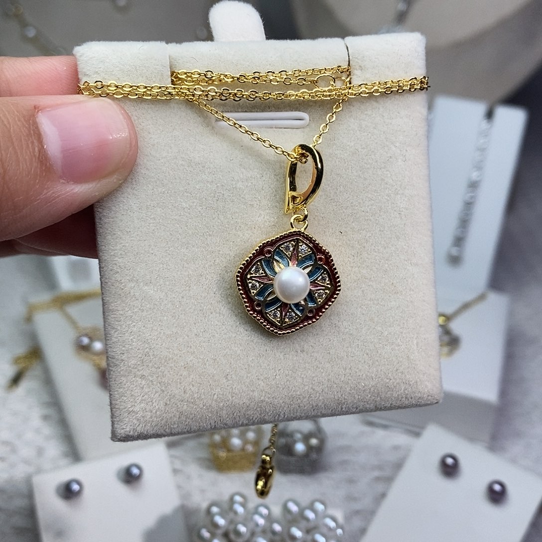 银S925镶嵌耳饰淡水珍珠