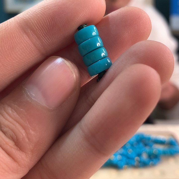 涅***生绿松石未镶嵌珠宝奇石