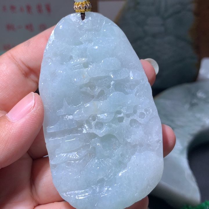 翡翠未镶嵌颈饰保真天然A货翡翠