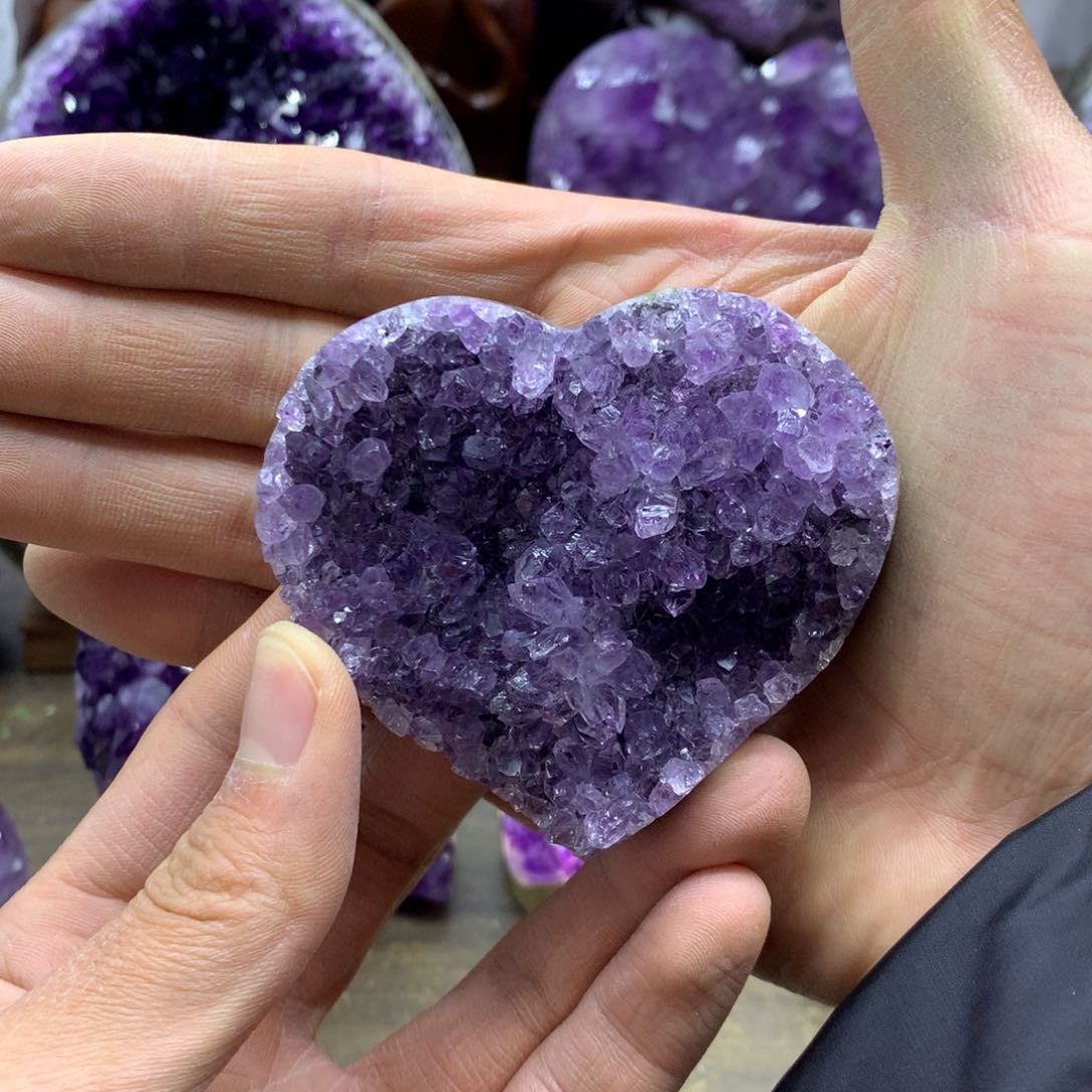 紫晶大型摆件（非配饰）未镶嵌