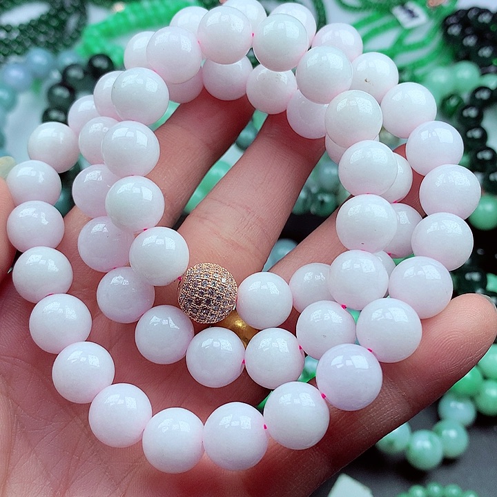 翡翠颈饰未镶嵌项链