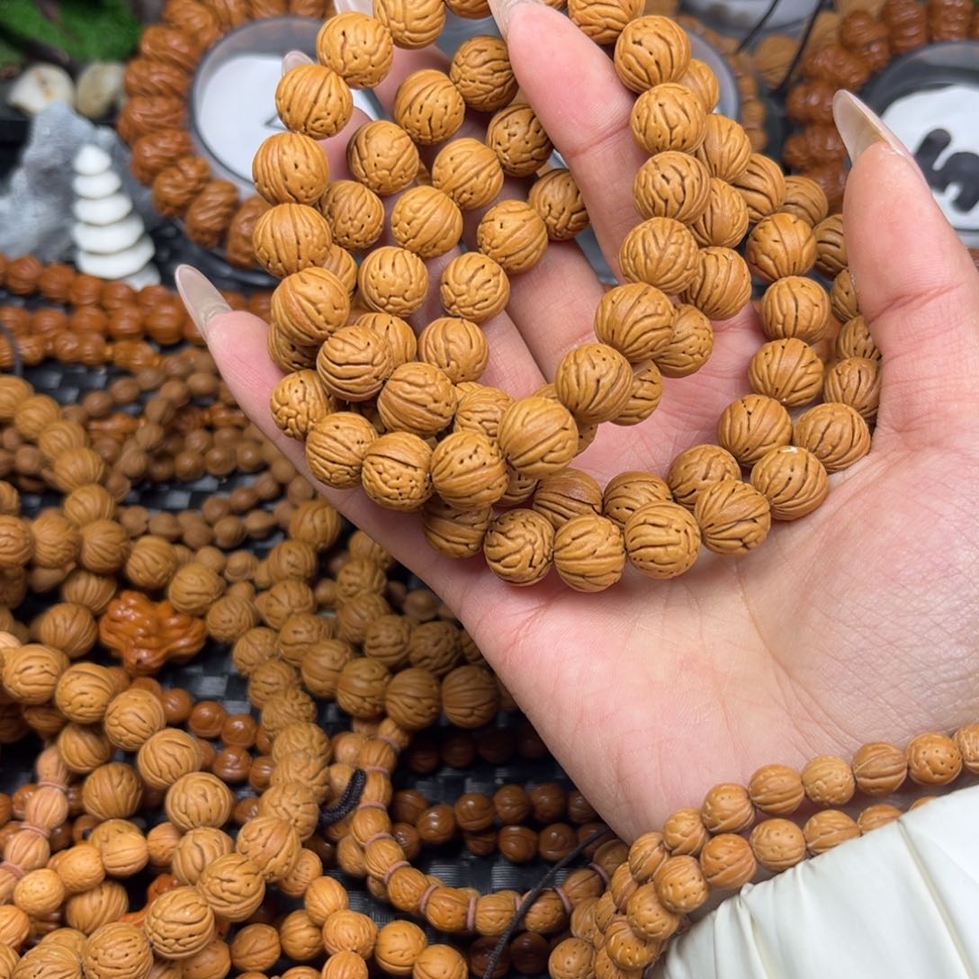 吊坠桃核华**丰桃核手持