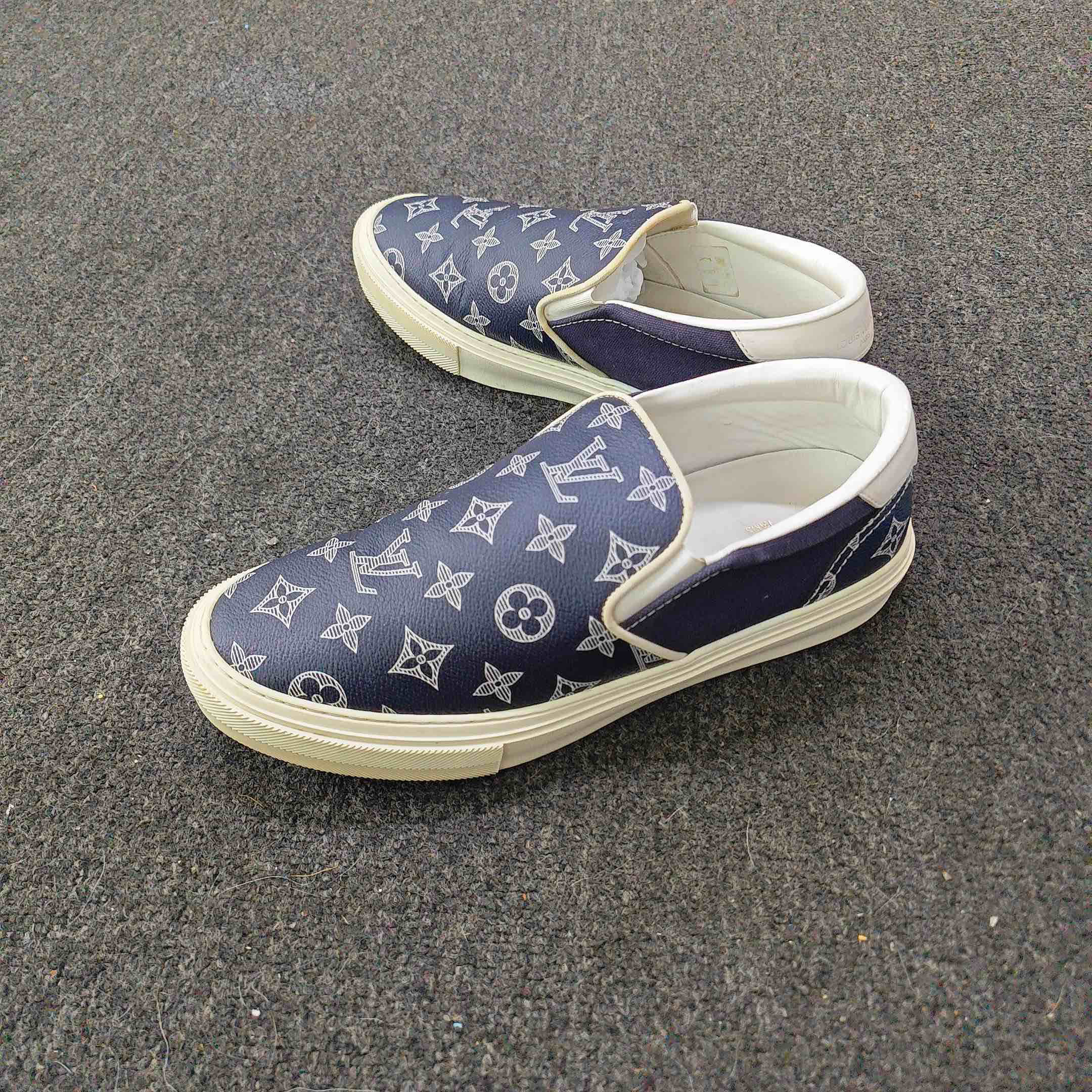 99新 LouisVuitton/路易威登 乐福老花蓝色板鞋42码99新公价7800