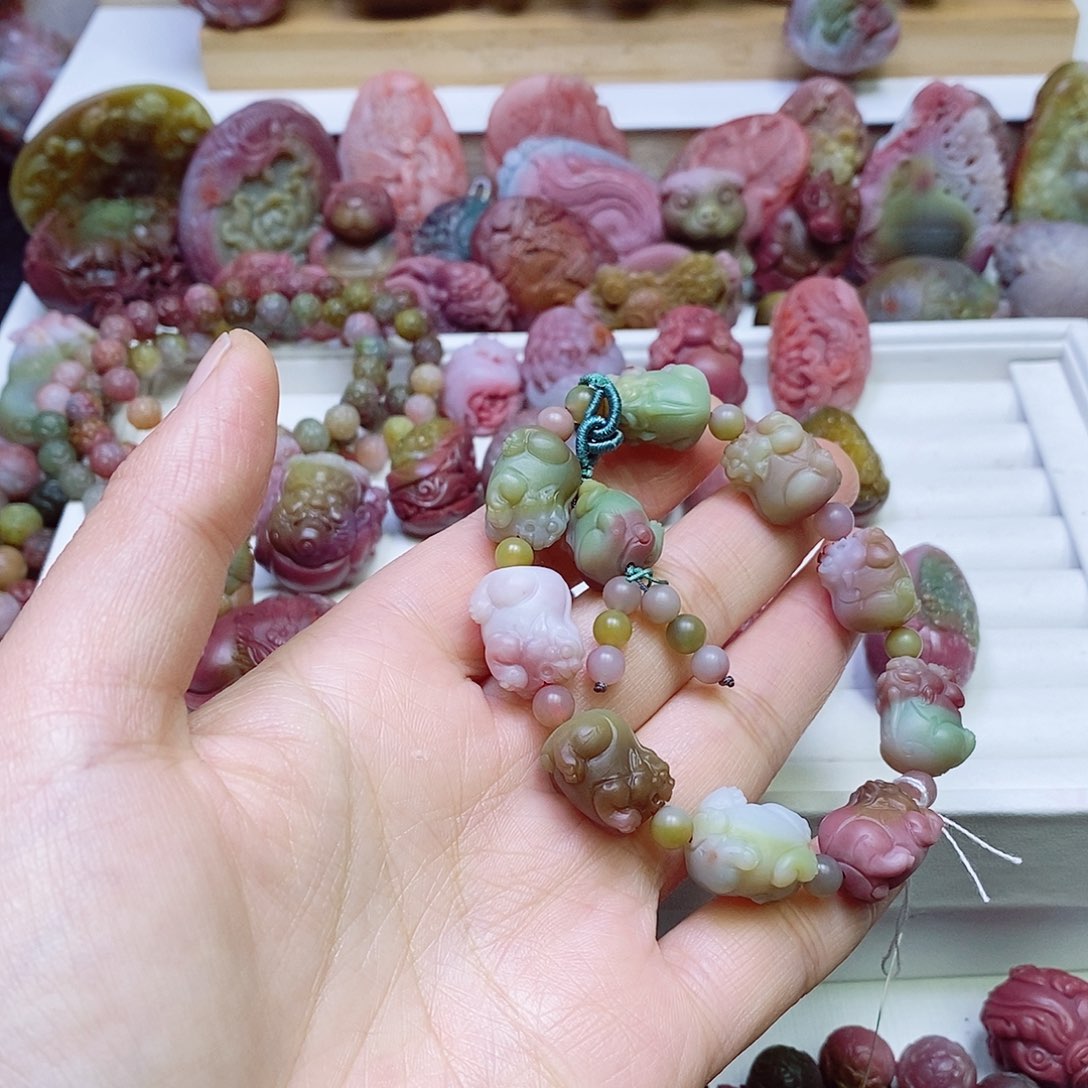 玛瑙/玉髓盐源玛瑙手链未镶嵌