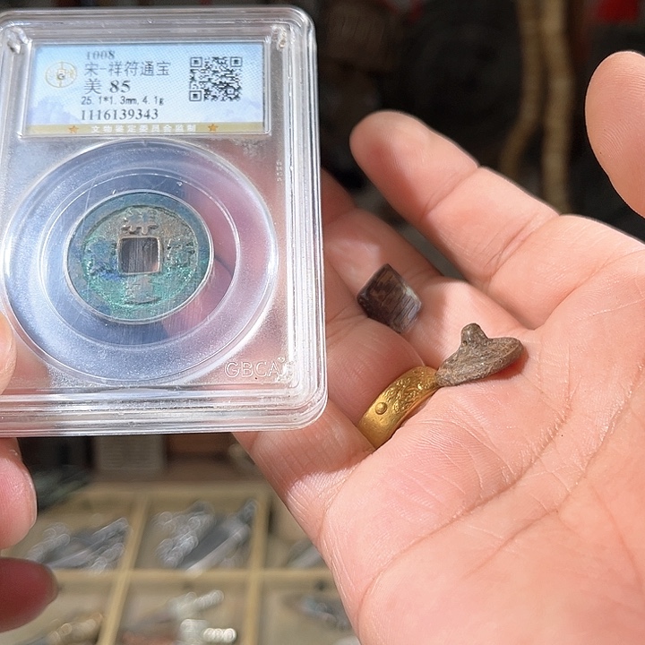 亚***象铜两个小印章，所见所得d