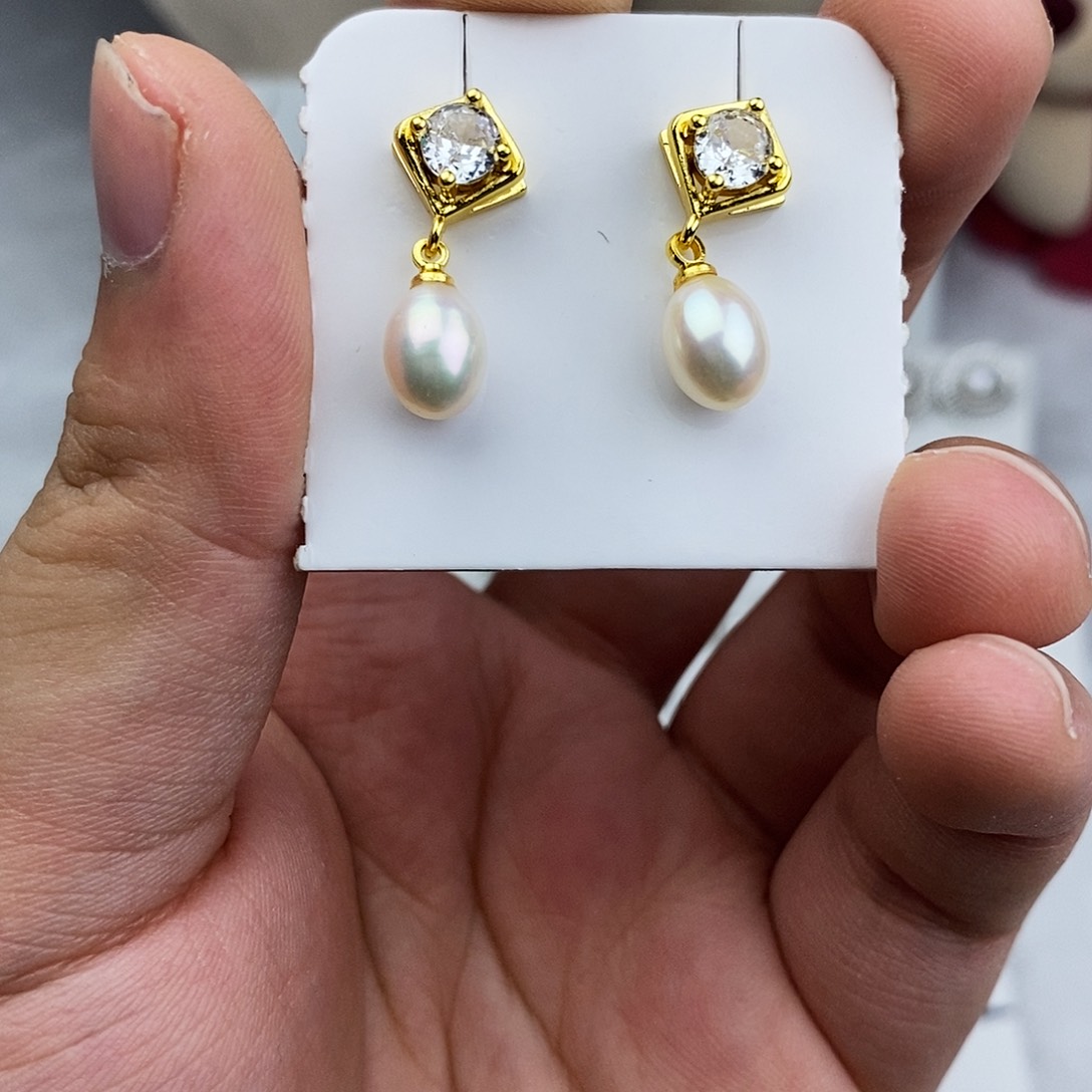 未镶嵌耳饰淡水珍珠