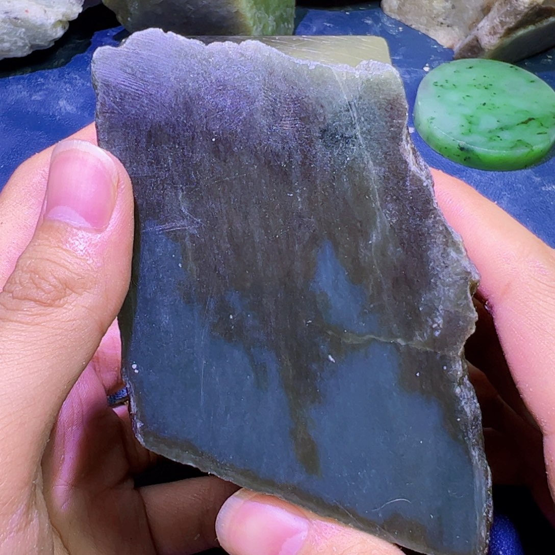 和田玉未镶嵌珠宝半成品