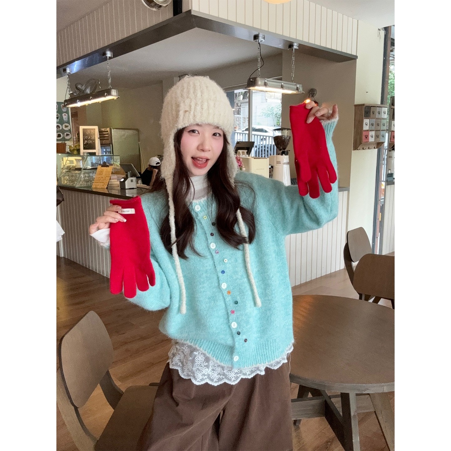 2025韩系彩扣软糯温柔长袖针织开衫毛衣秋冬新款减龄上衣爆款