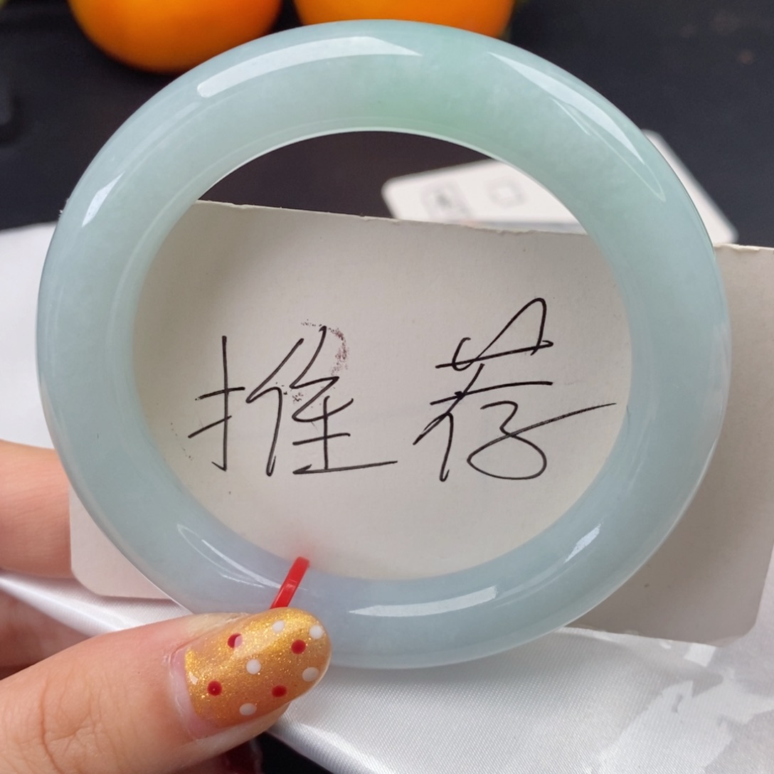 翡翠手镯未镶嵌57圆条