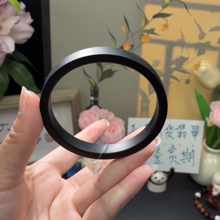 翡翠未镶嵌手镯磨砂黑钢乌鸡