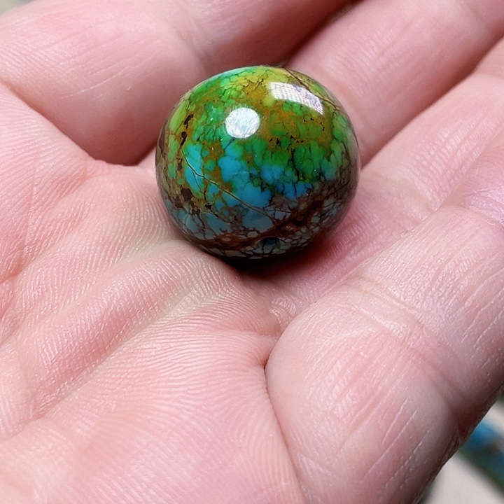 绿松石颈饰未镶嵌