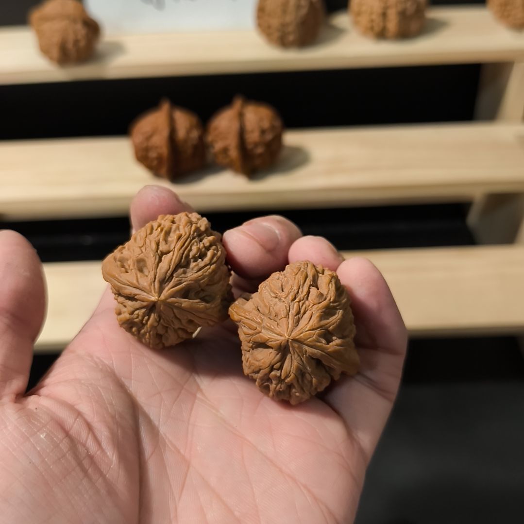 吊坠文玩核桃35南疆