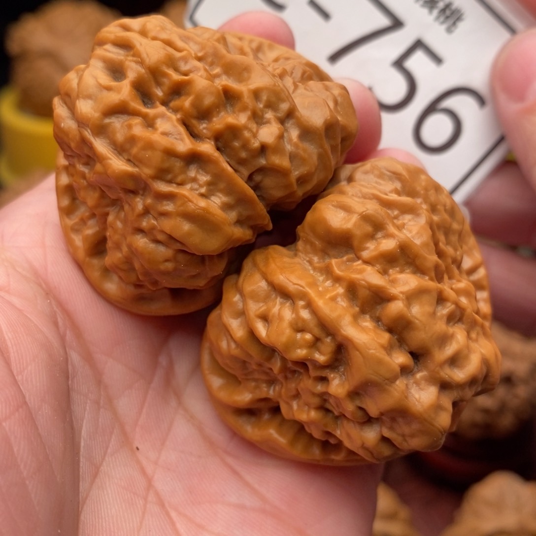 文玩核桃把件开背蛙44