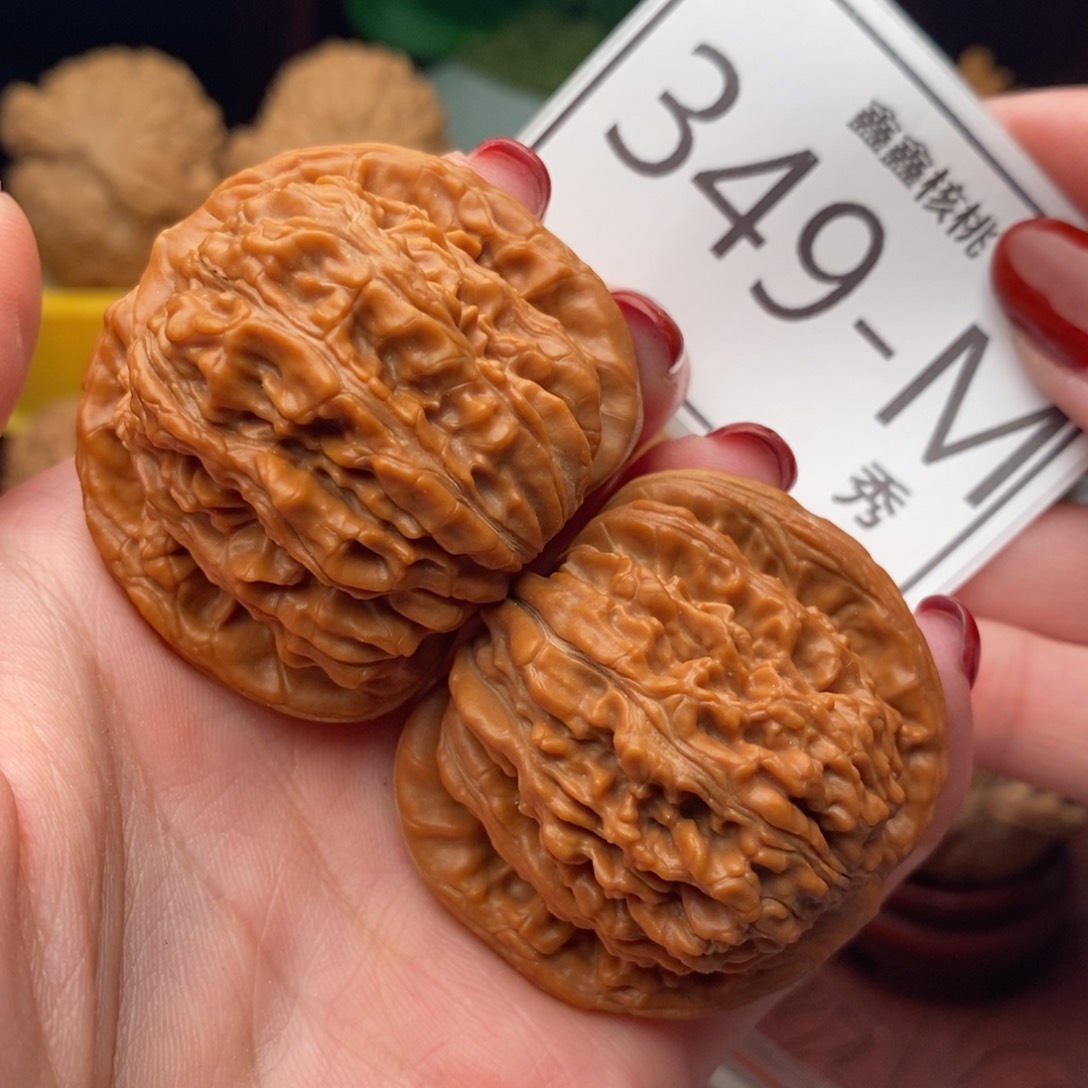 文玩核桃把件汉高楼44