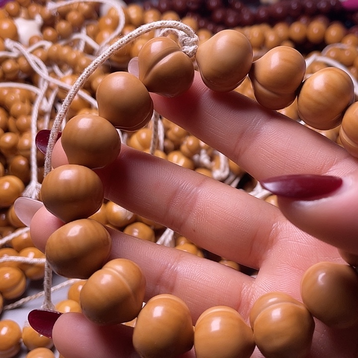 猴头核桃手串17尺寸镜面柯基屁桃手持全品无暇