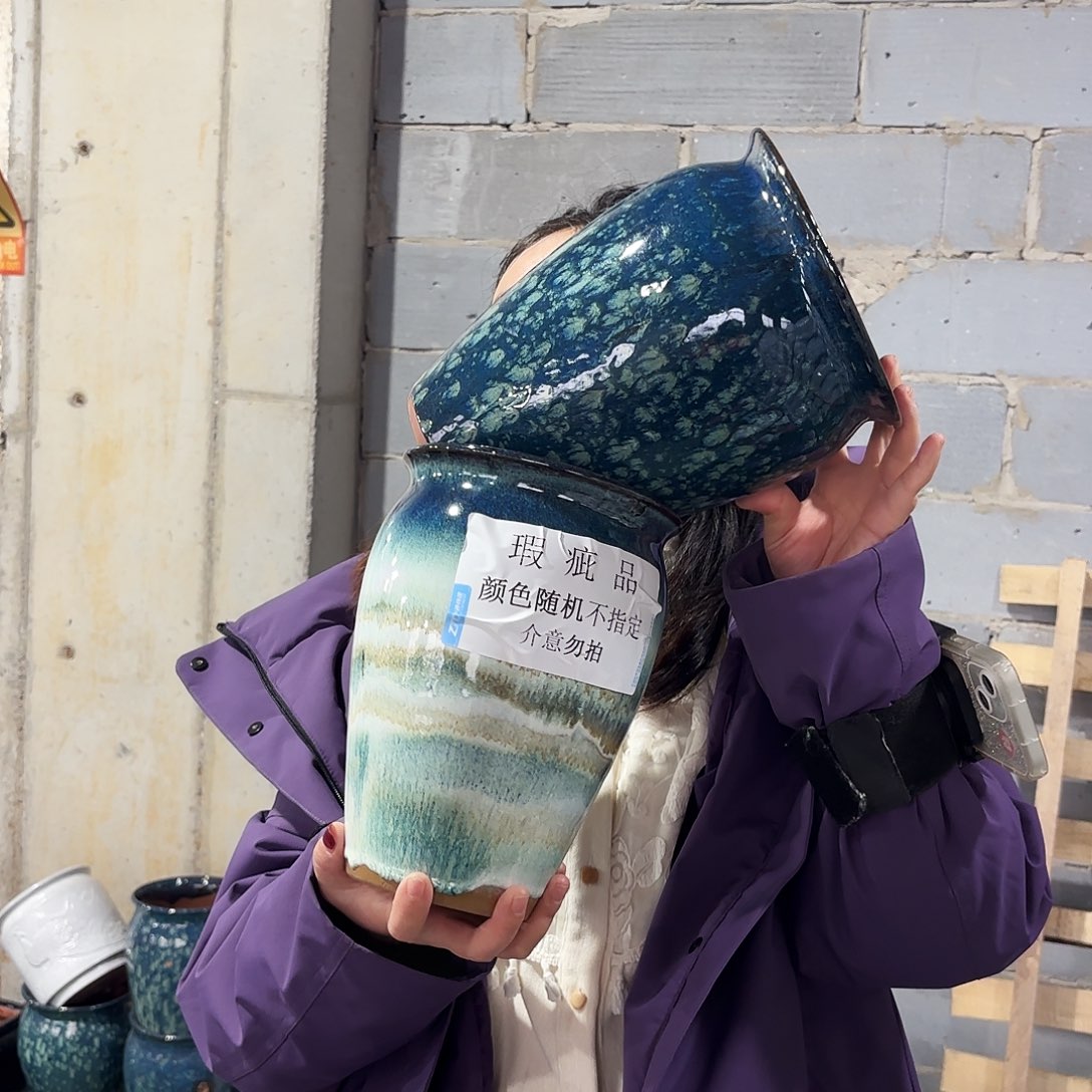 瑕疵两个高24/18红陶