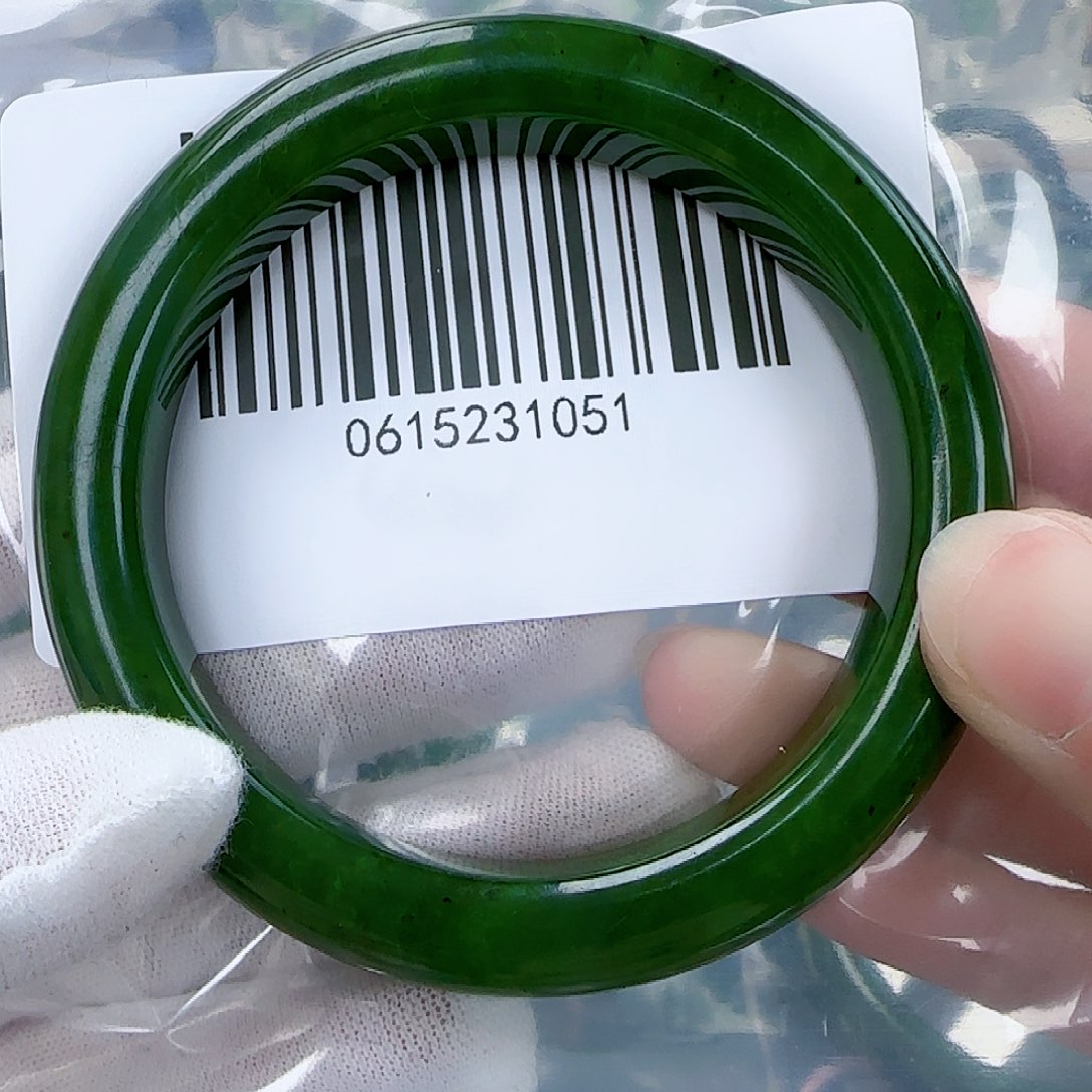 和田玉（碧玉）手镯未镶嵌58包容