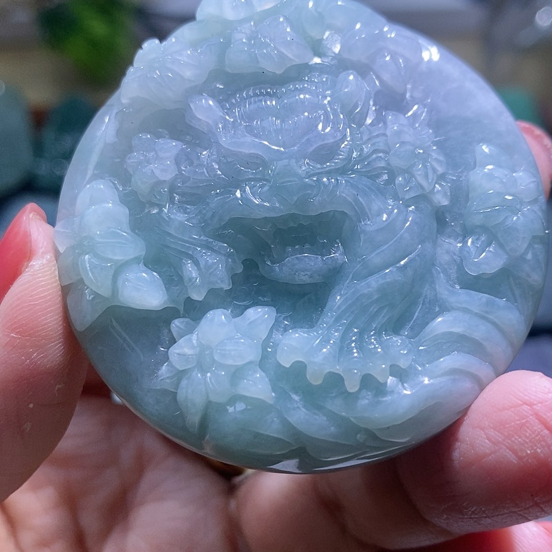 【闪购商品】翡翠未镶嵌颈饰虎