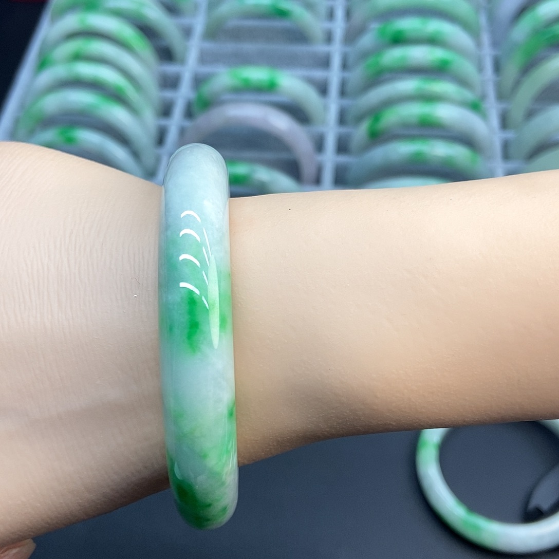 皮革雨*若02以图准备