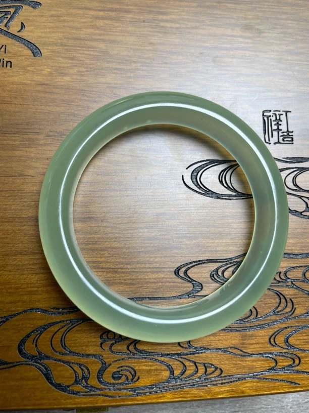 【雷总福利】天然玉石手镯高冰百搭满绿