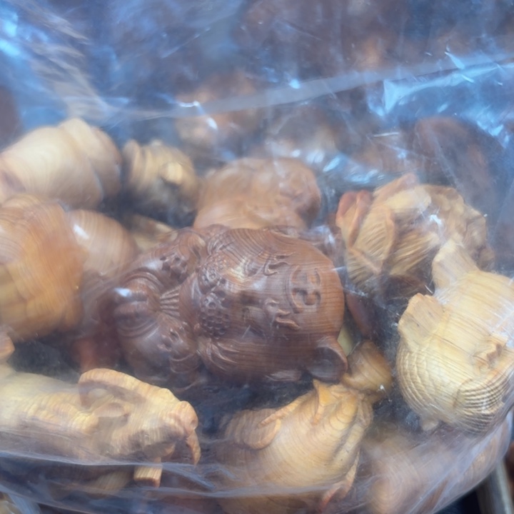 河***部太行崖柏手把件的设计和制作